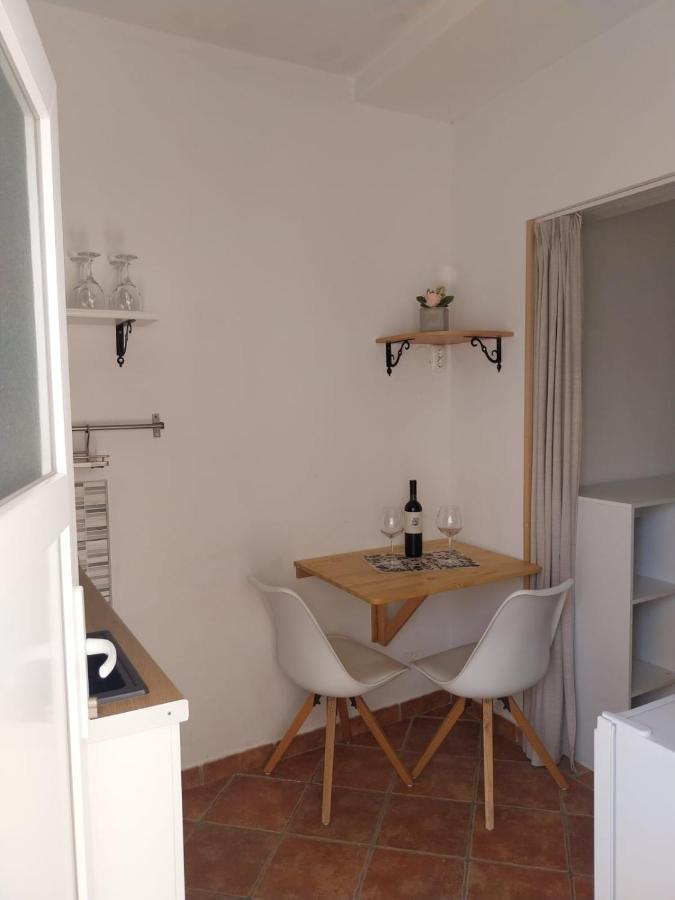 Apartmani Bonavia Jelsa  Exterior photo